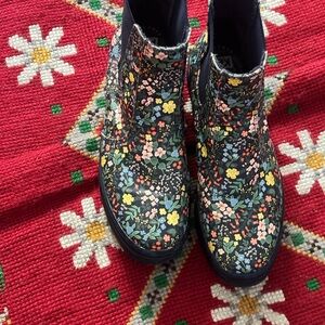 Keds x Rifle Paper Co. Floral Sneakers Chelsea Lug boot Mayflower floral print